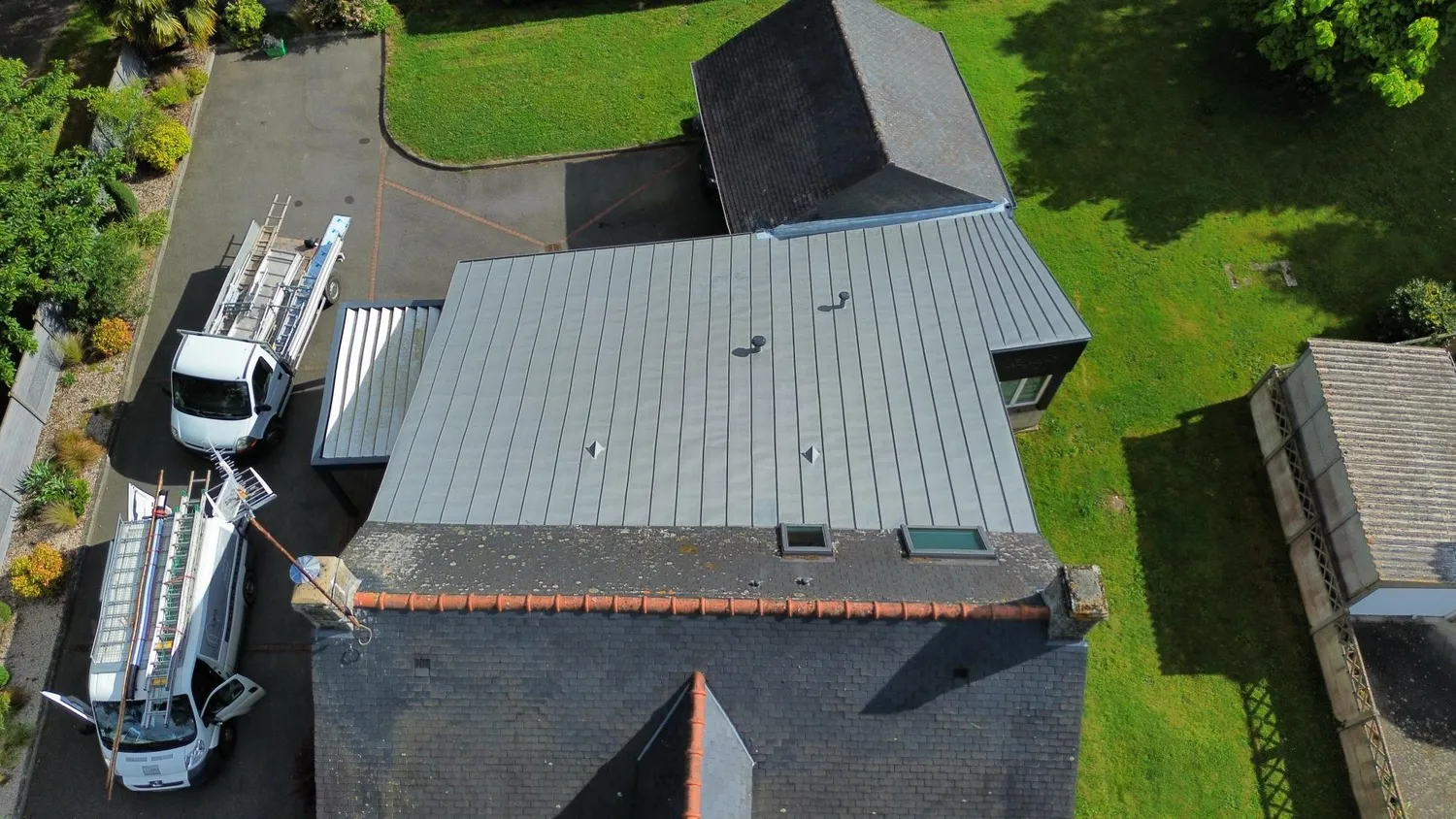 renovation de toiture crevin